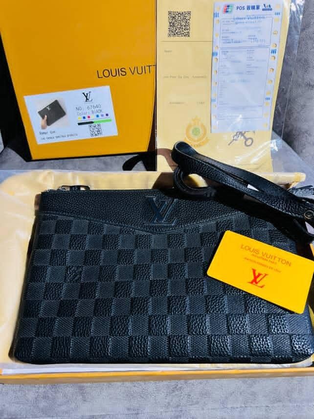 کیف لویی ویتون