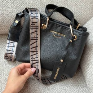 کیف زنانه با بند بلند و دسته کوتاه مشکی امپریو آرمانی